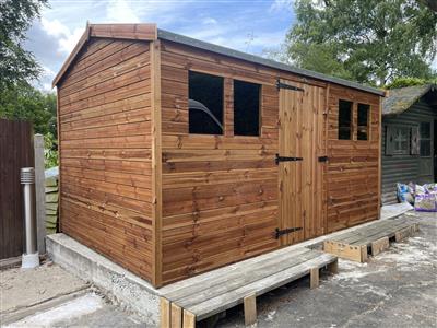 13x8